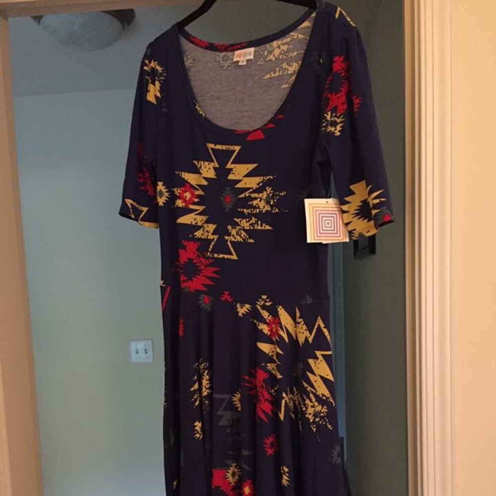 NWT Large Lularoe Nicole dress